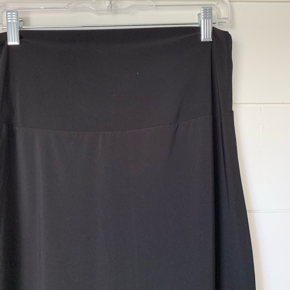 ES SE Black Ruffle Midi Skirt - Picture 3 of 4